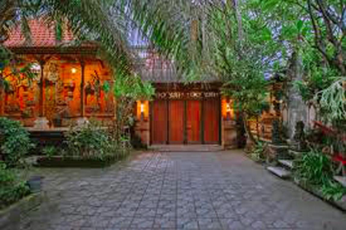 Nakula Familiar Inn Denpasar Exterior foto