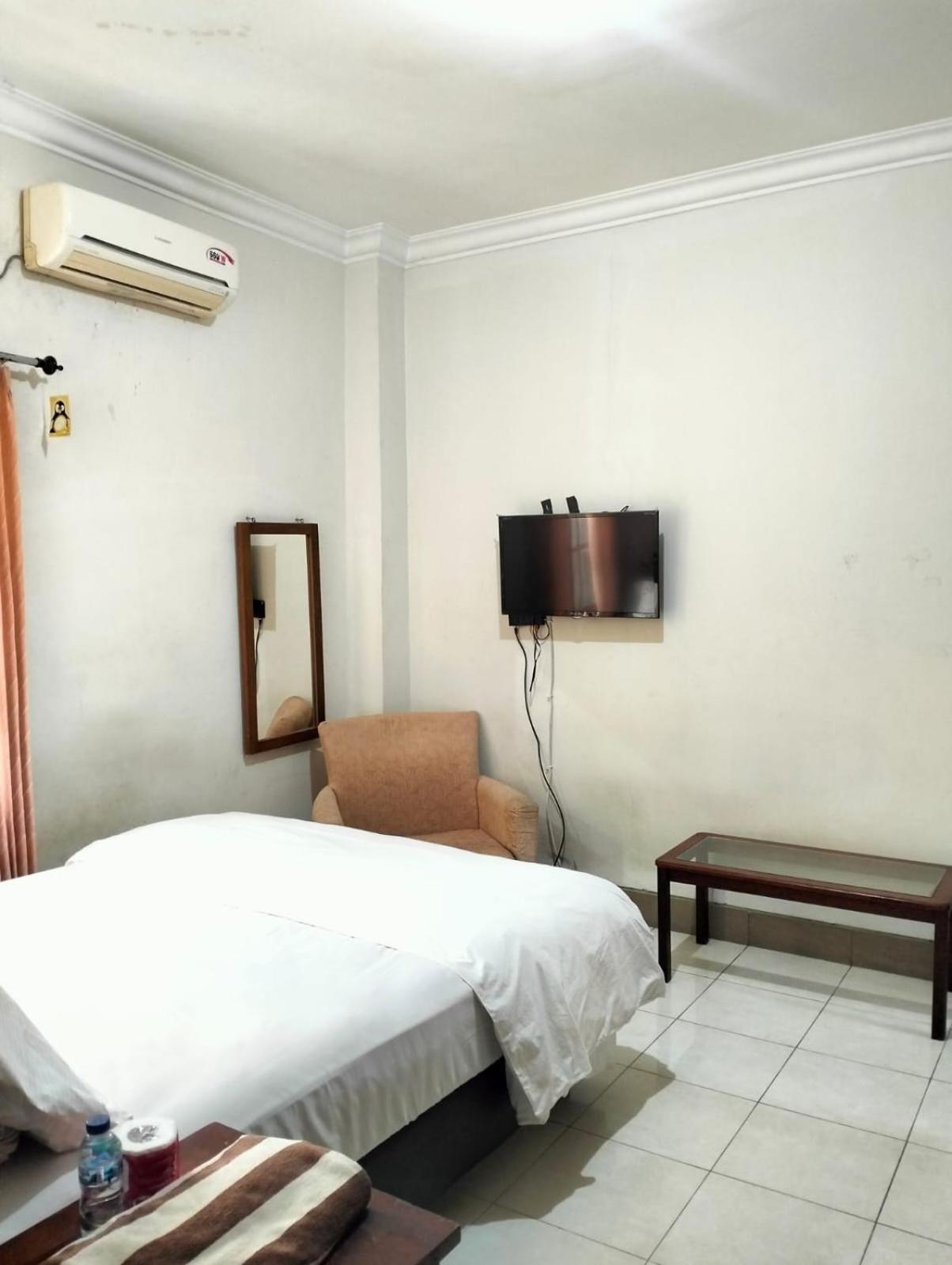 Nakula Familiar Inn Denpasar Exterior foto